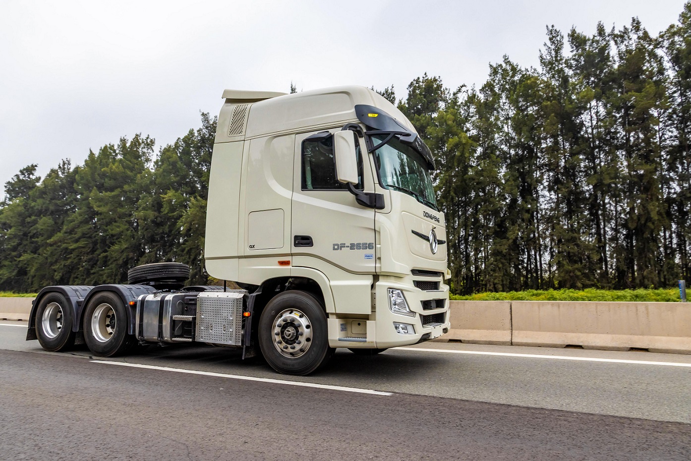 Modelo Tracto DF-2656